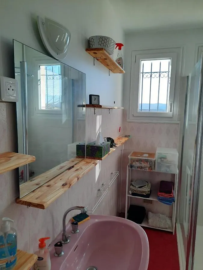 Homestay Les Coteaux De Planeze, Ideal Deplacement Pro, Chambres Individuelles Lit 160 Television Saint-Laurent-les-Tours